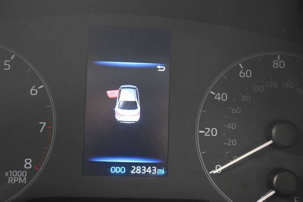 Used 2025 Toyota Corolla LE FWD image 10