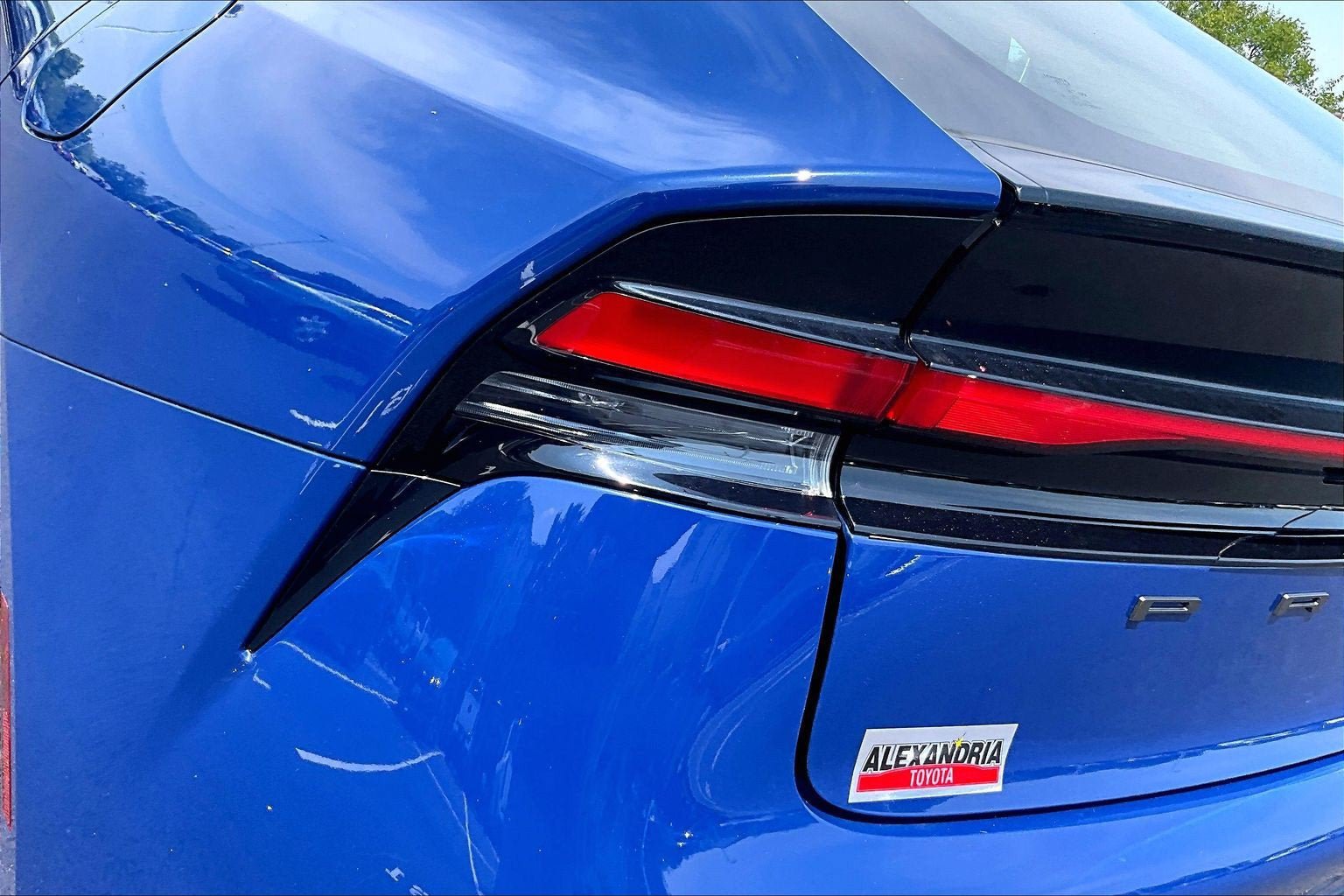 Used 2024 Toyota Prius LE FWD image 26