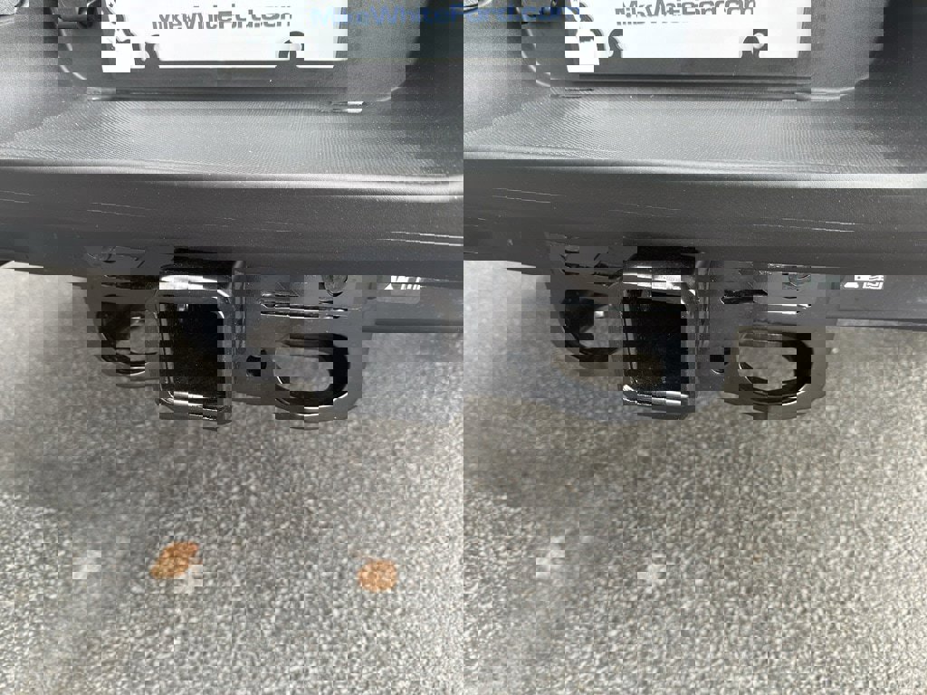 New 2026 Ford F350 Lariat w/ Black Appearance Package image 6