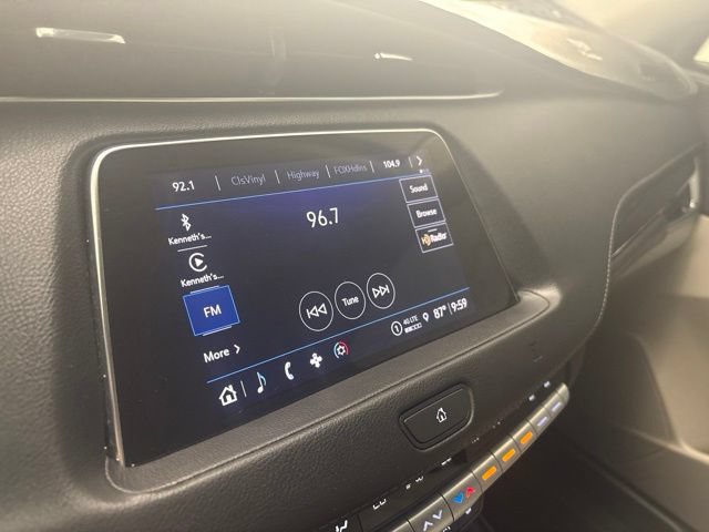 Used 2021 Cadillac XT4 Luxury w/ Cold Weather Package FWD image 23