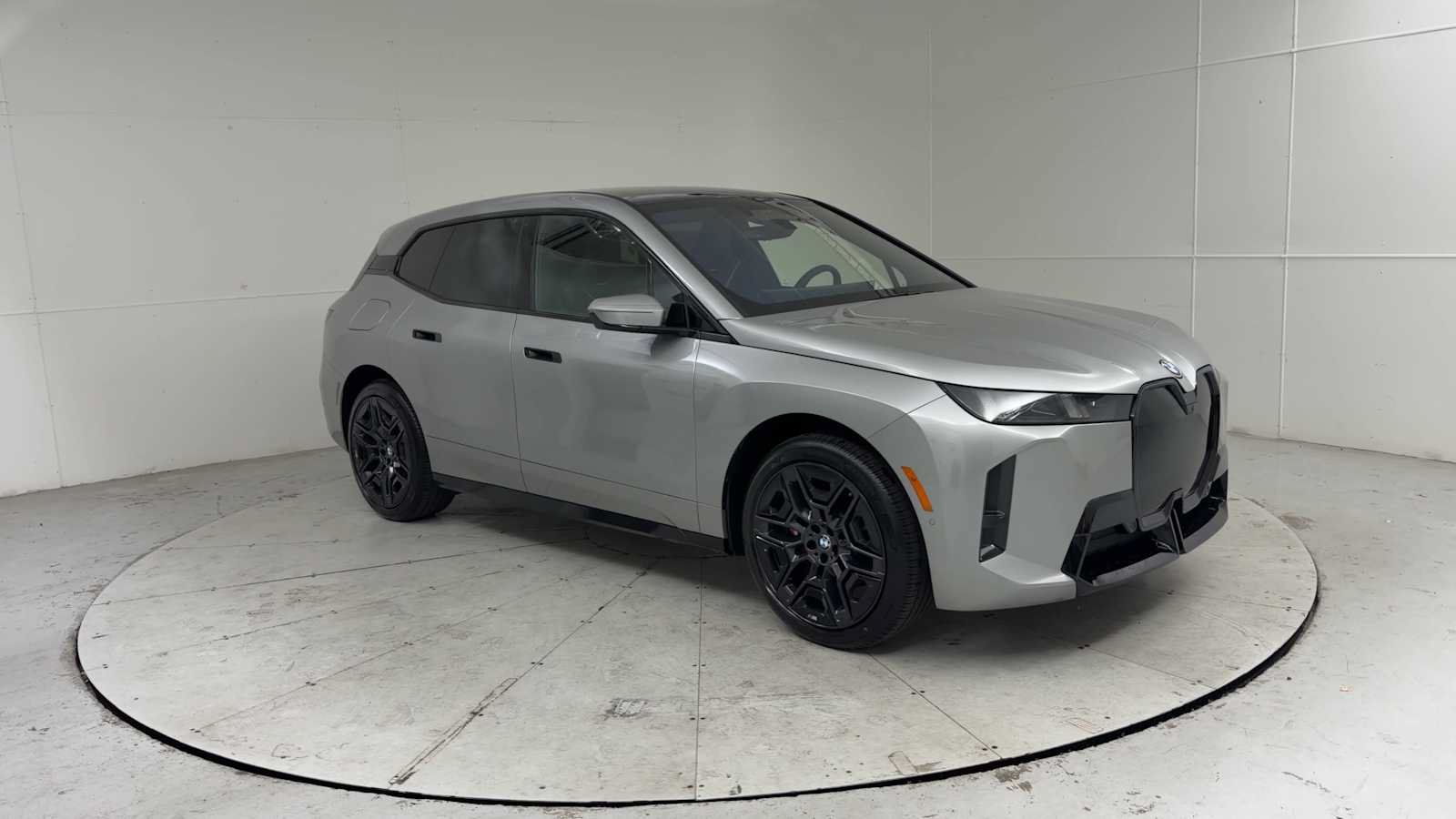 New 2026 BMW iX xDrive45 w/ M Sport Package AWD/4WD image 8