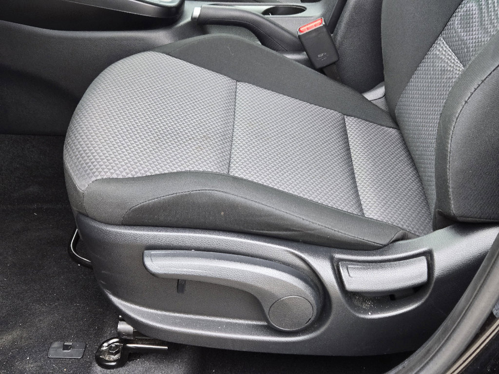 Certified 2025 Kia Soul LX w/ LX Technology Package image 26