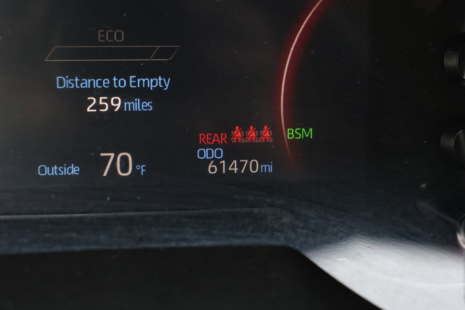 Used 2024 Toyota RAV4 XLE w/ Weather Package image 5