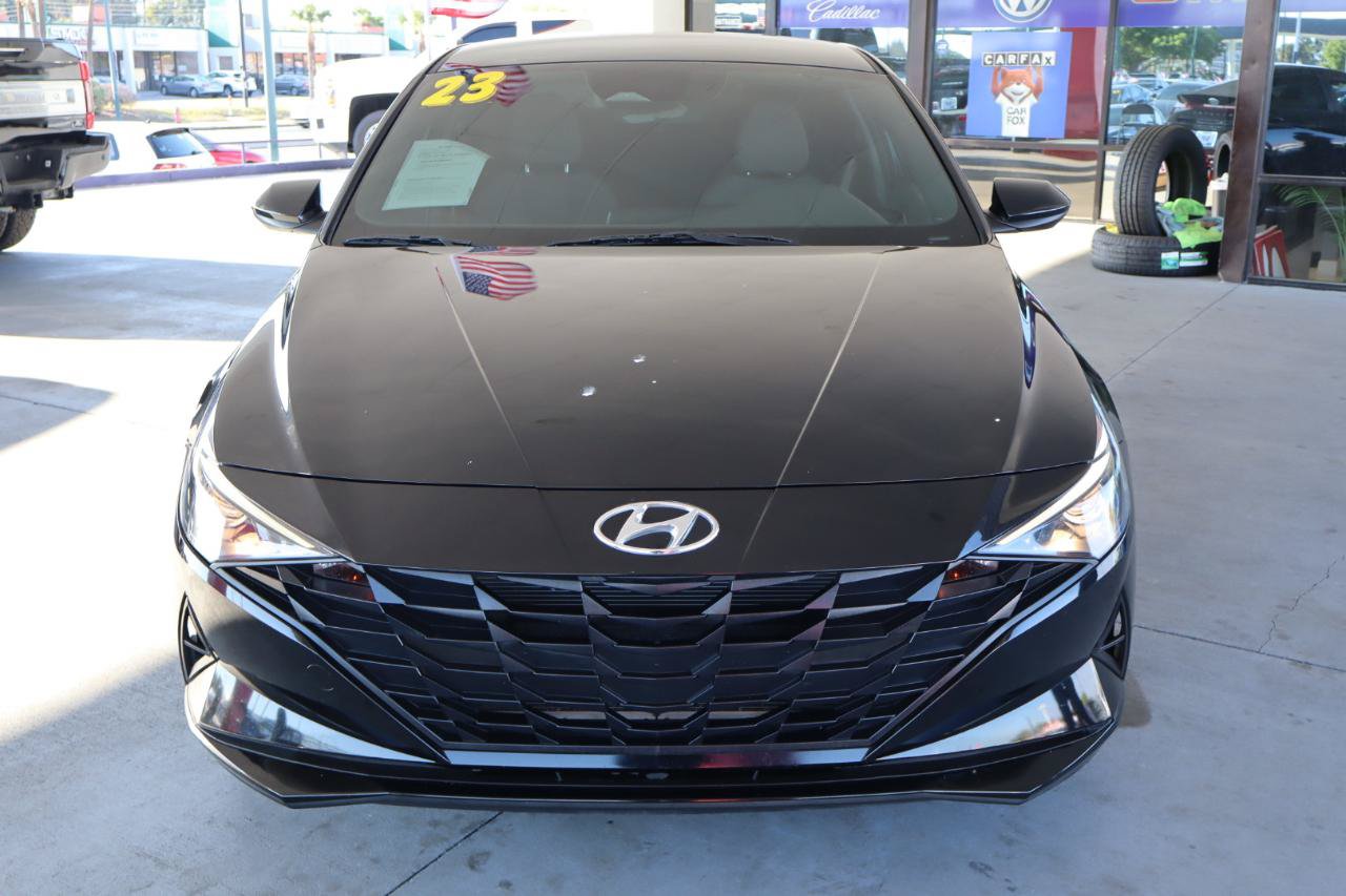 Used 2023 Hyundai Elantra SEL FWD image 13