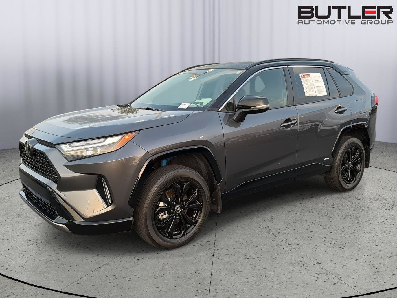 Certified 2025 Toyota RAV4 XSE AWD/4WD video 1