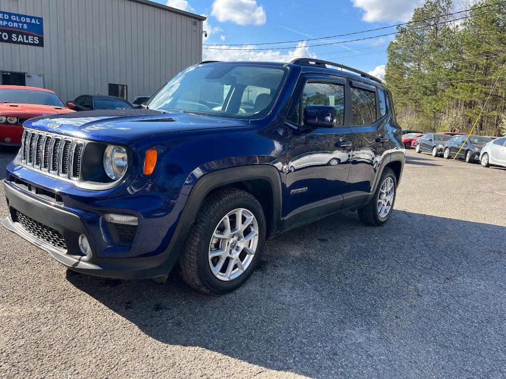 Used 2019 Jeep Renegade Latitude w/ Popular Equipment Group FWD image 3