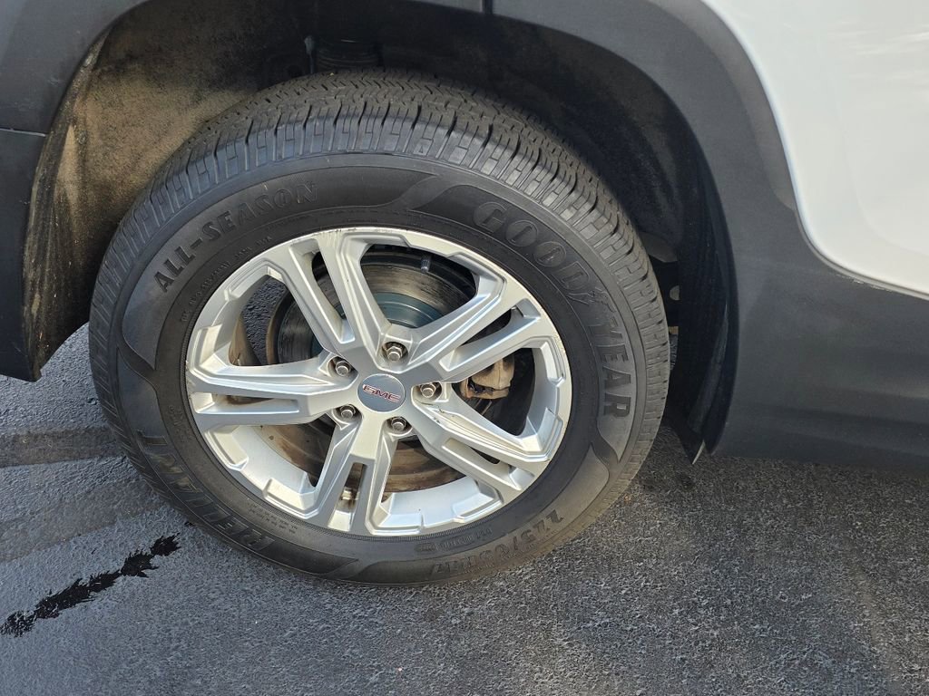 Used 2020 GMC Terrain SLE image 12