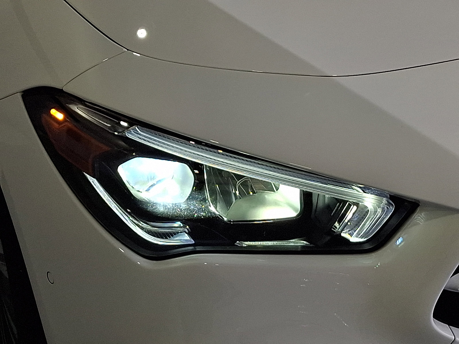 Used 2023 Mercedes-Benz CLA 250 4MATIC image 8