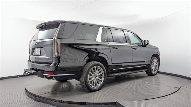 Used 2022 Cadillac Escalade ESV Luxury AWD/4WD image 8