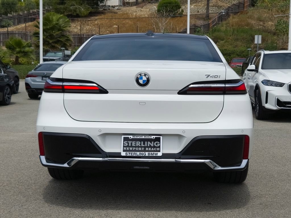 New 2026 BMW 740i w/ Premium Package RWD image 17