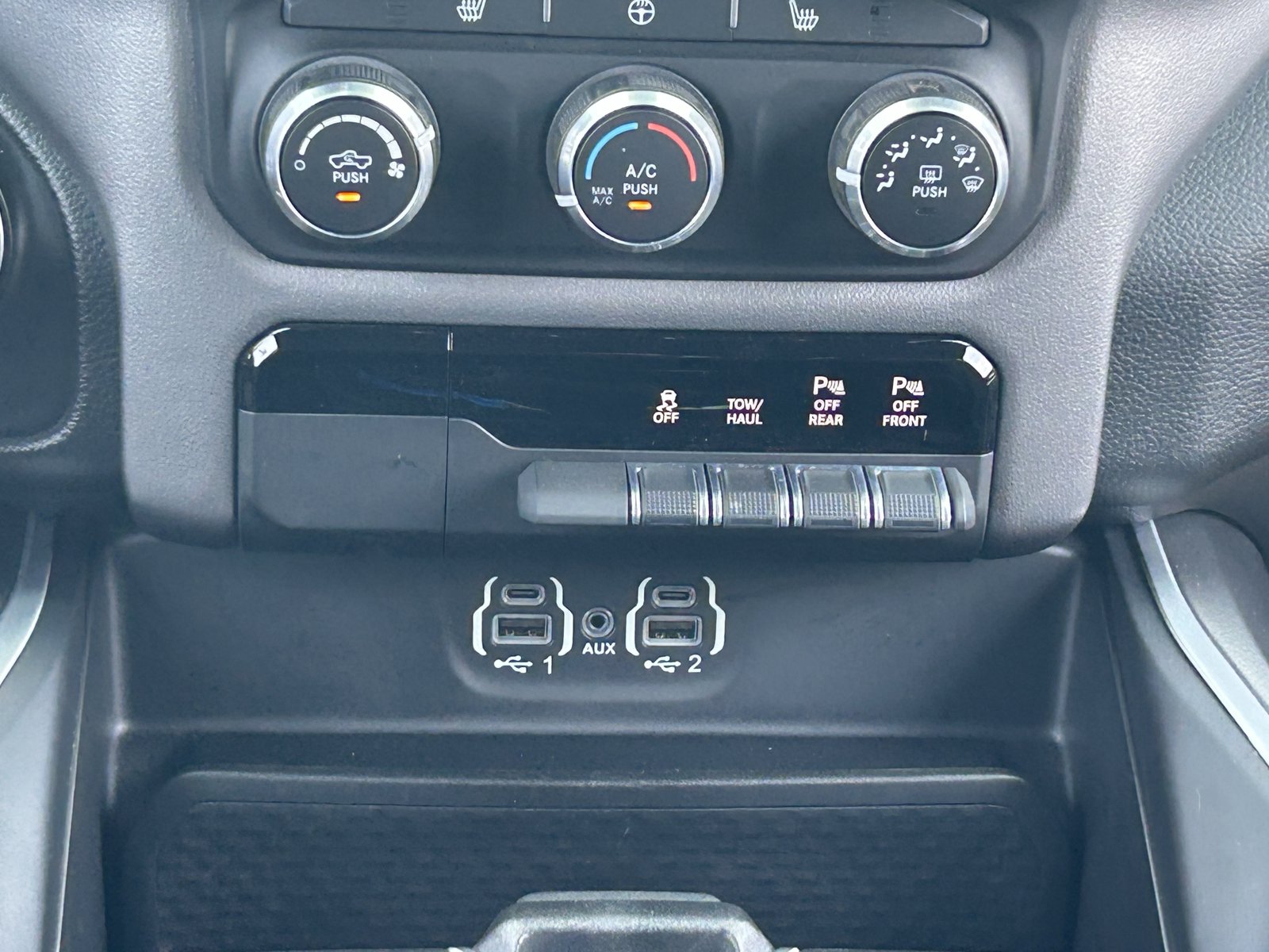 Used 2023 RAM 1500 Big Horn AWD/4WD image 21