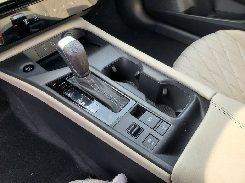 New 2026 Nissan Sentra SL w/ Floor Mat Package FWD image 30