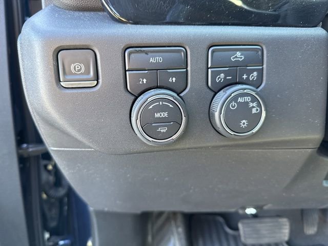 Used 2023 Chevrolet Silverado 1500 LT image 17