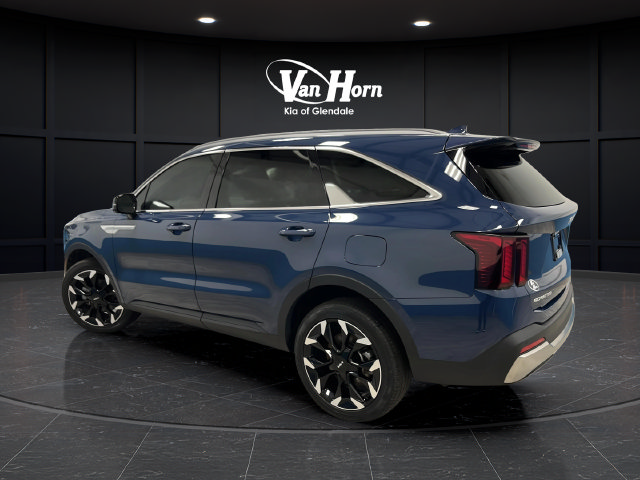 Used 2025 Kia Sorento EX w/ Panoramic Sunroof Package AWD/4WD image 5
