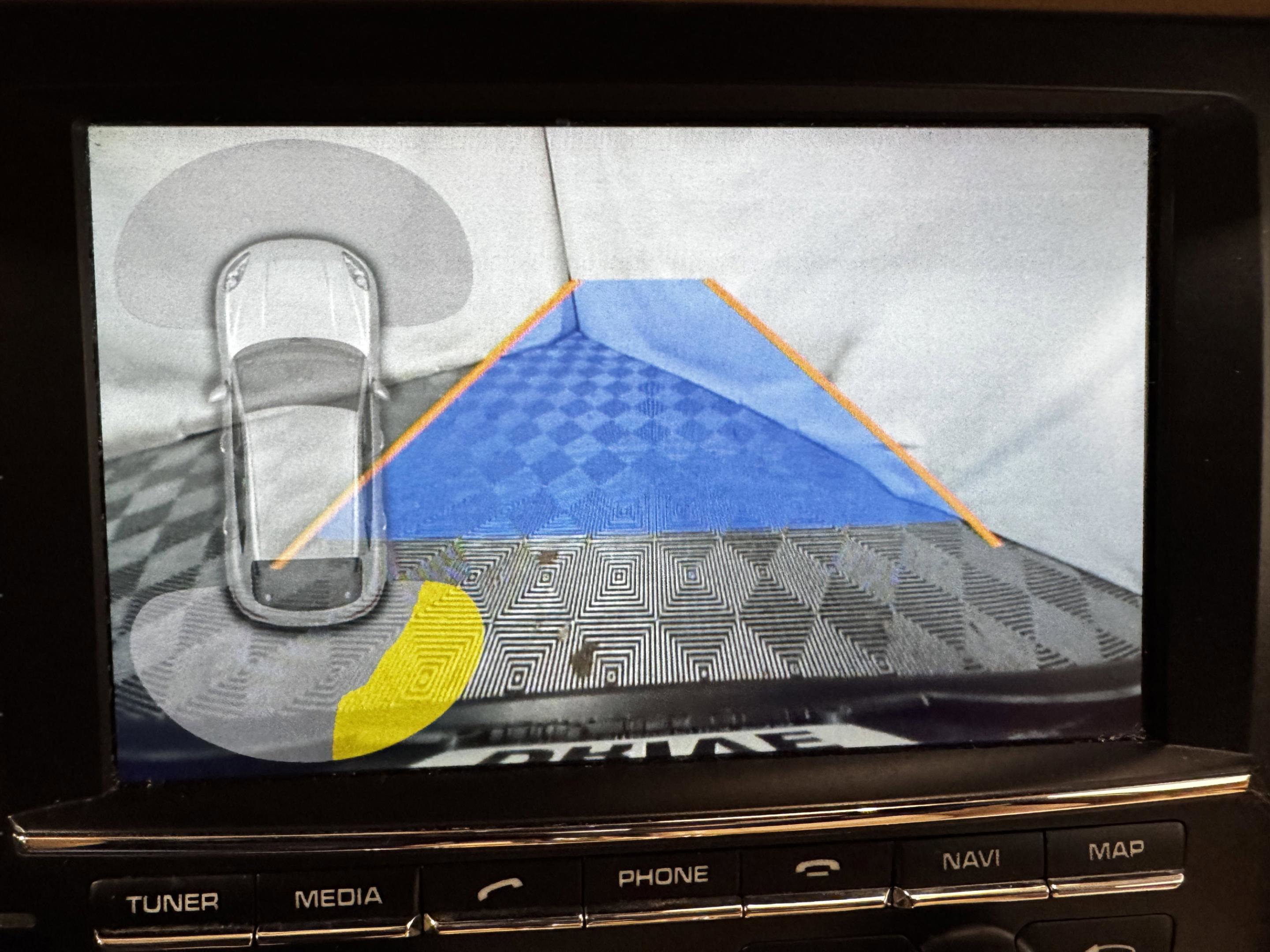 Used 2016 Porsche Macan Turbo image 36