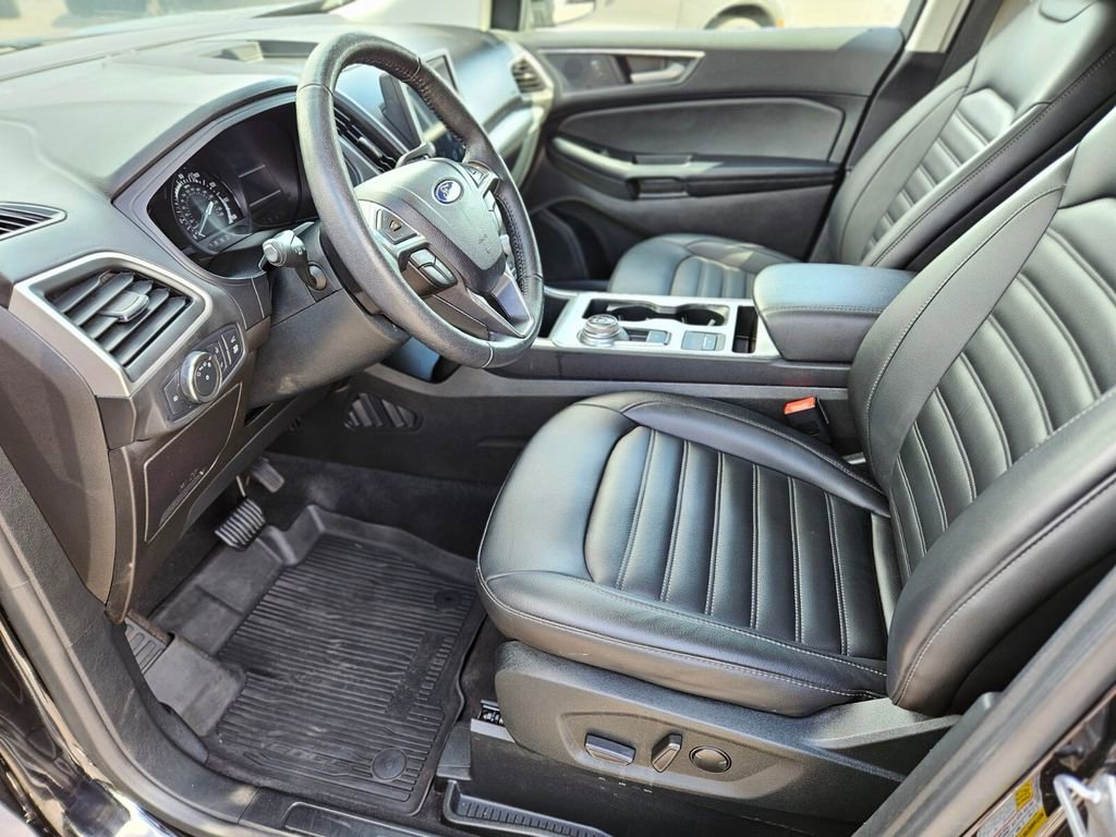 Used 2022 Ford Edge SEL w/ Convenience Package image 18