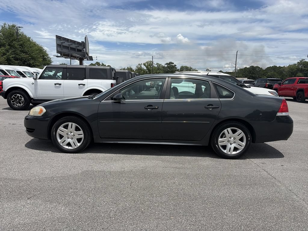Used 2013 Chevrolet Impala LT w/ LT Sunroof Package FWD image 4