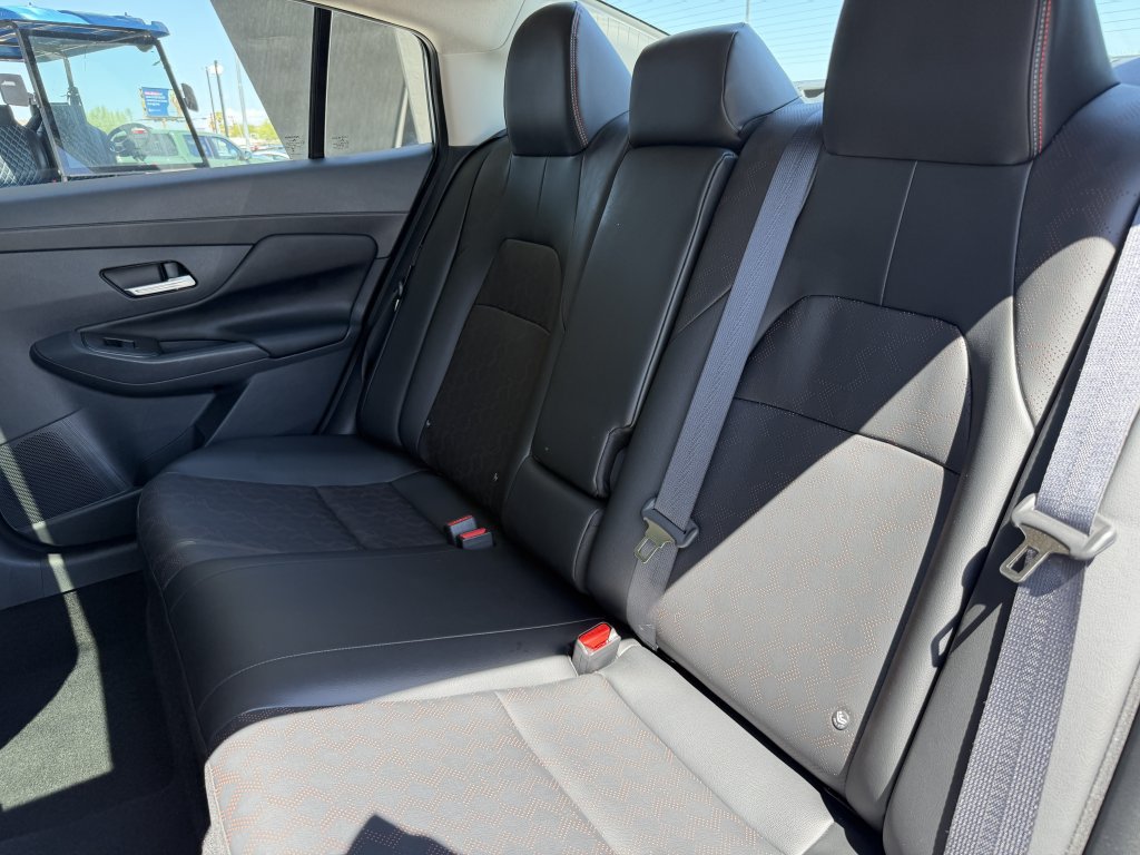 Used 2026 Nissan Sentra SR w/ SR Premium Package FWD image 31