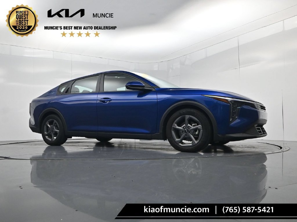 Certified 2025 Kia K4 FWD image 38