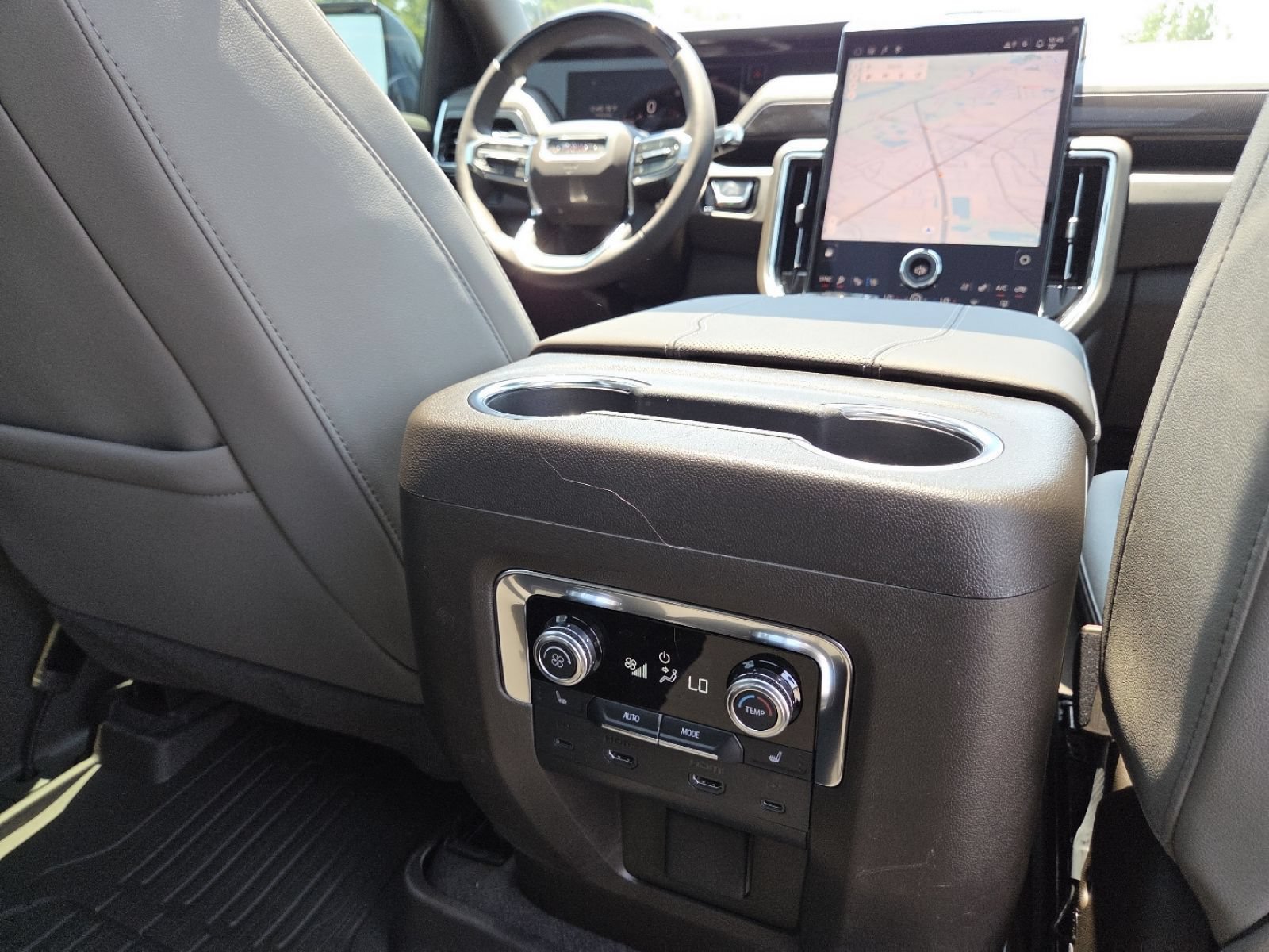 New 2026 GMC Yukon XL Elevation w/ Elevation Premium Package AWD/4WD image 31