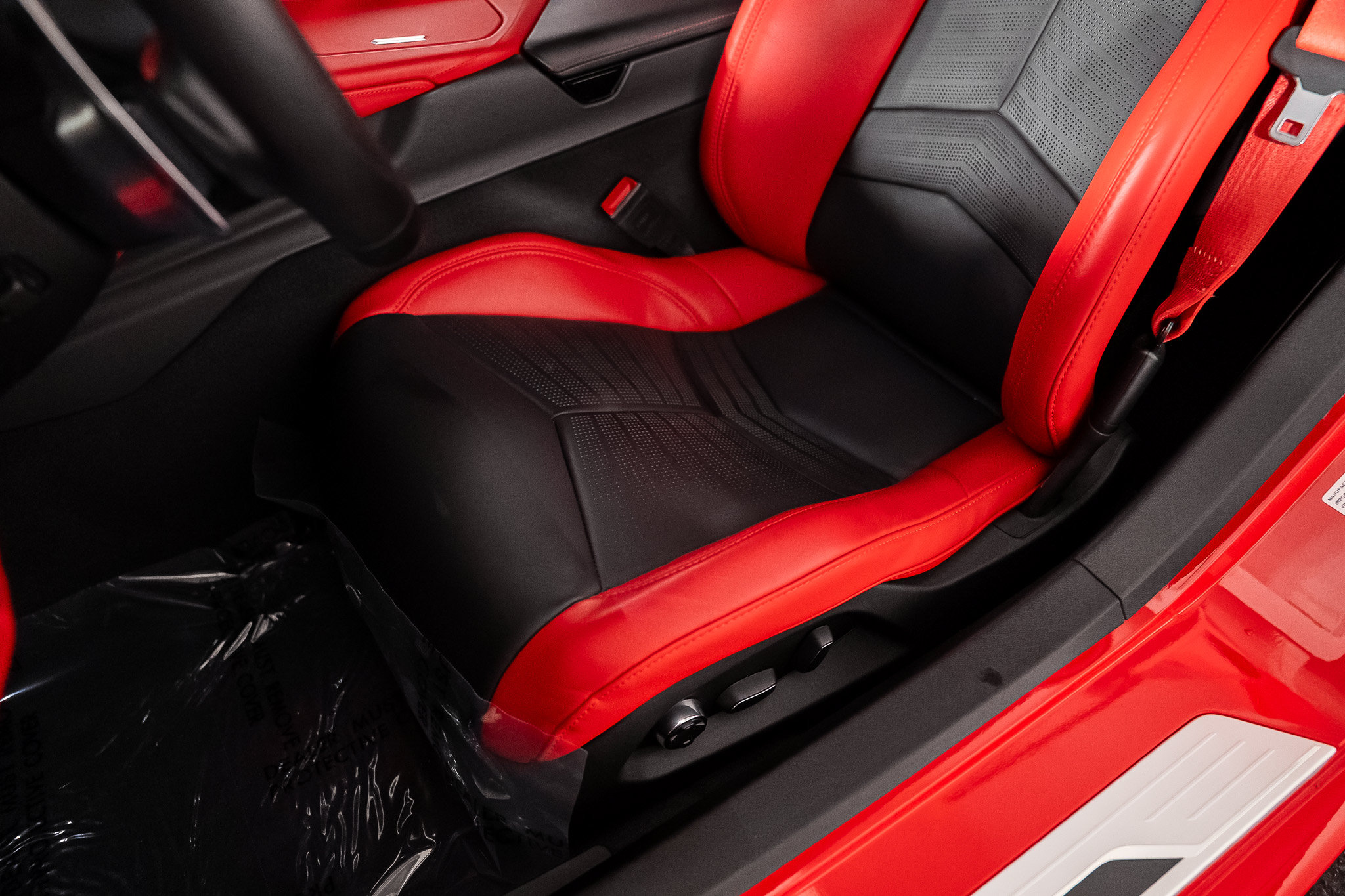 Used 2022 Chevrolet Corvette Stingray Premium Cpe w/ Z51 Performance Package RWD image 40
