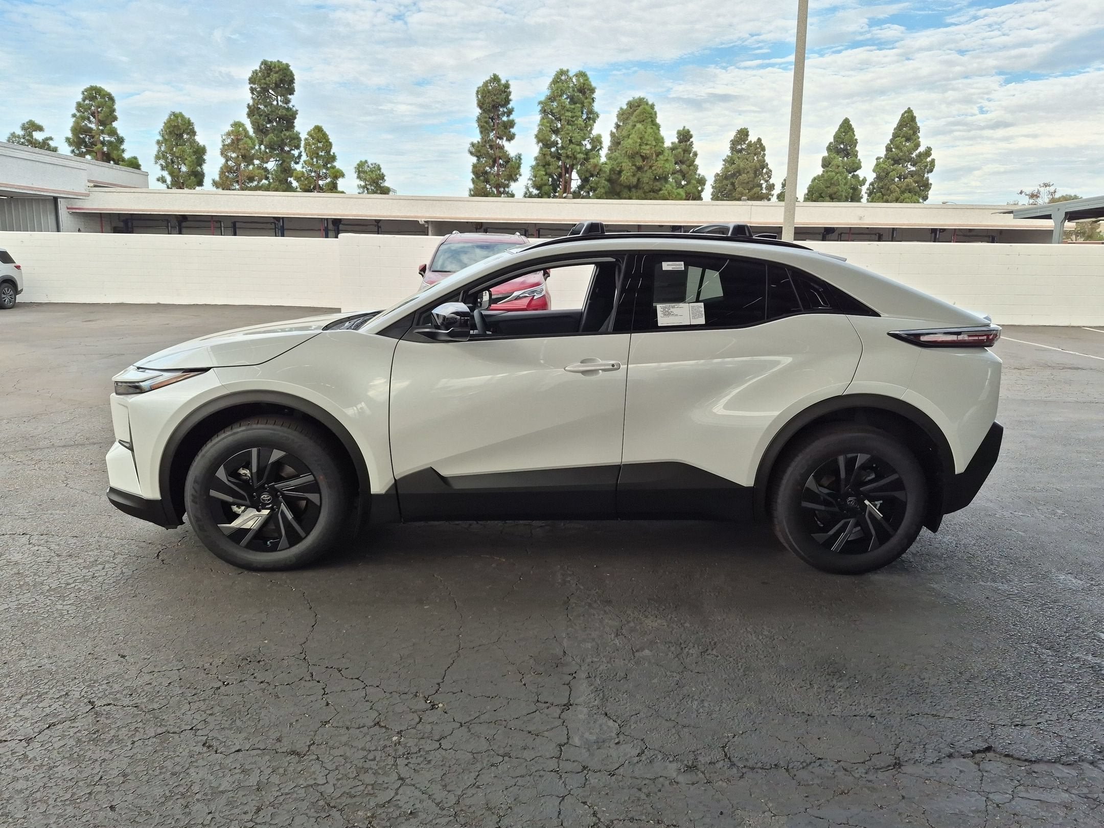 New 2026 Toyota C-HR AWD/4WD image 4