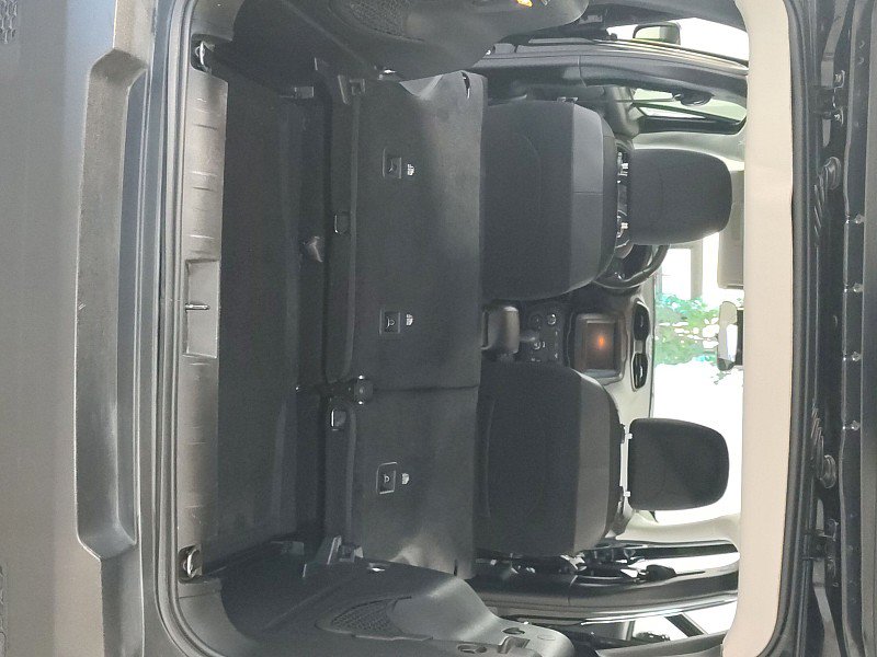 Used 2019 Jeep Renegade Altitude w/ Quick Order Package 2XM FWD image 18