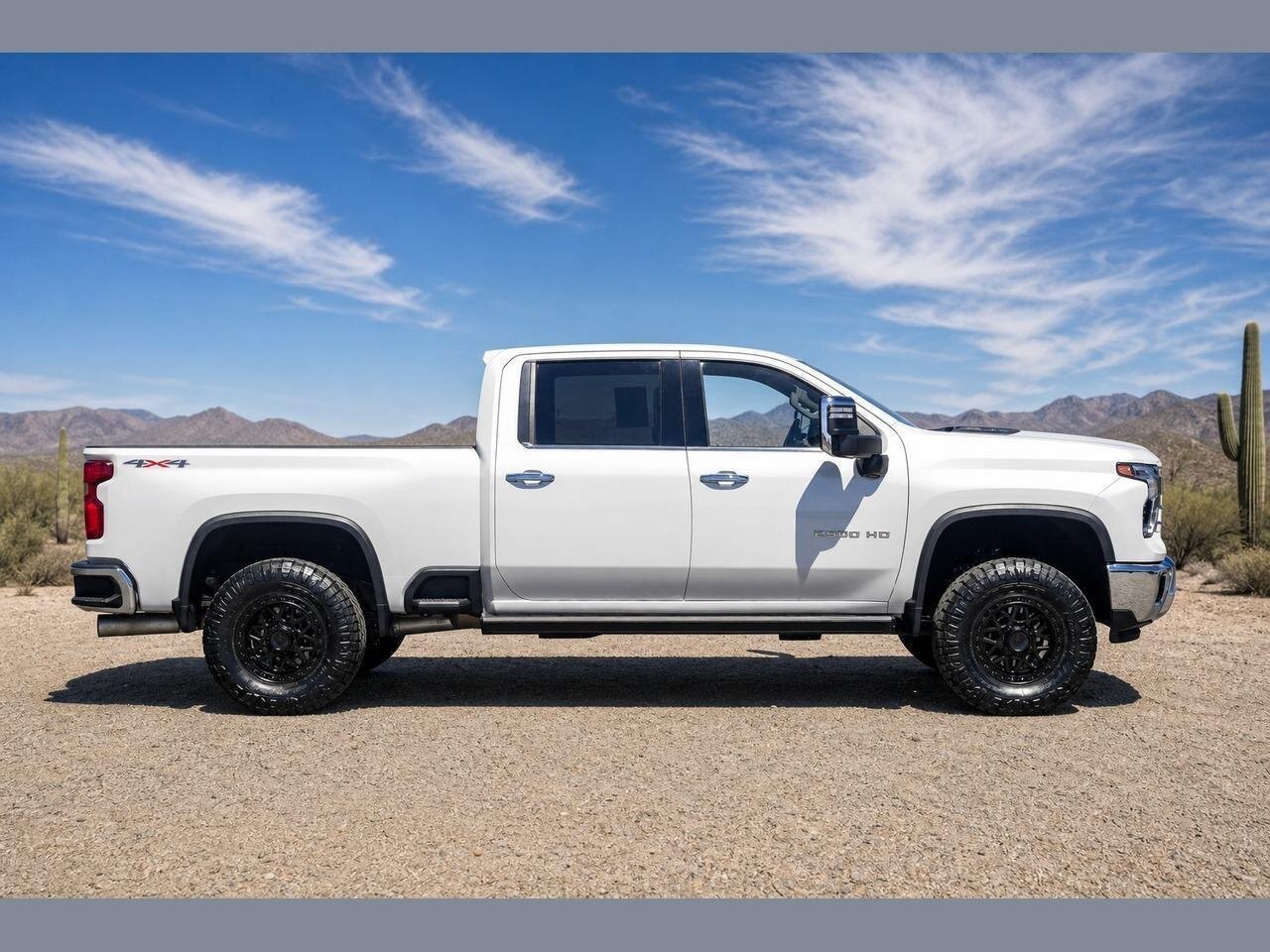 Used 2024 Chevrolet Silverado 2500 LTZ w/ LTZ Plus Package AWD/4WD image 6