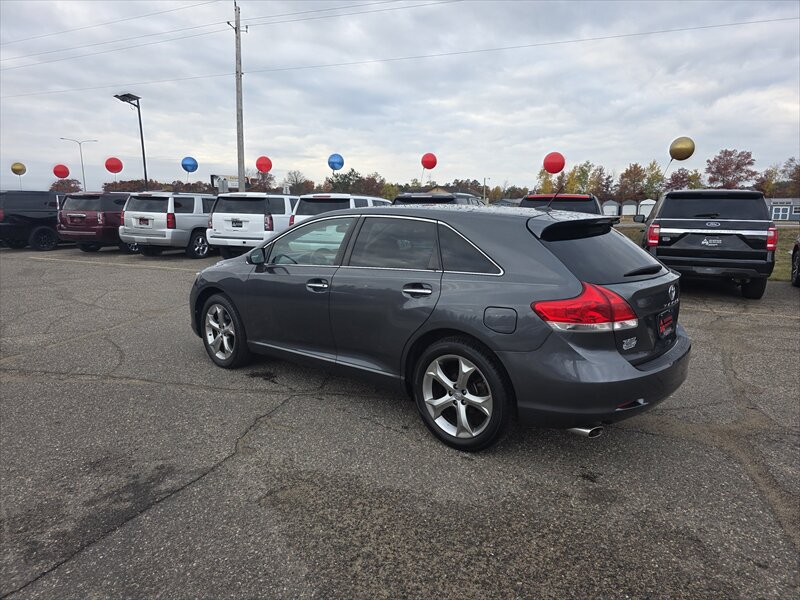 Used 2009 Toyota Venza AWD image 4