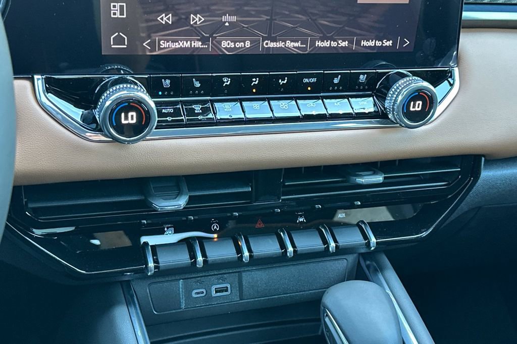 New 2026 GMC Canyon AT4 w/ Technology Plus Package AWD/4WD image 17