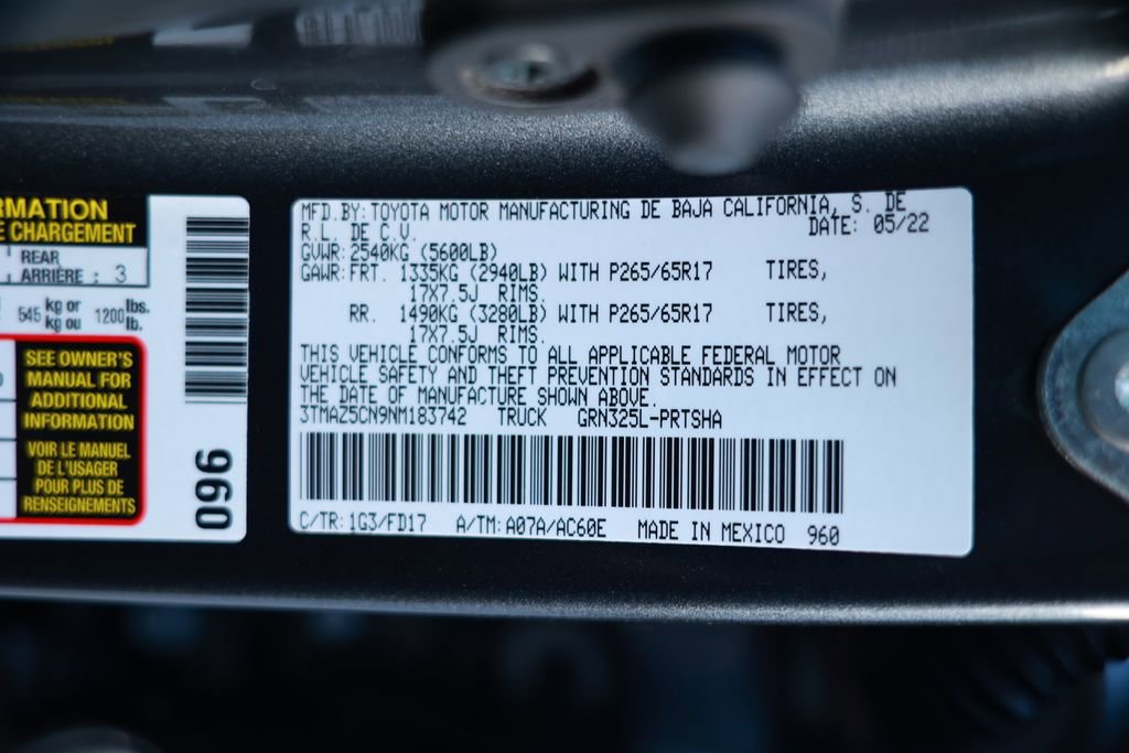 Used 2022 Toyota Tacoma TRD Sport w/ Technology Package image 38