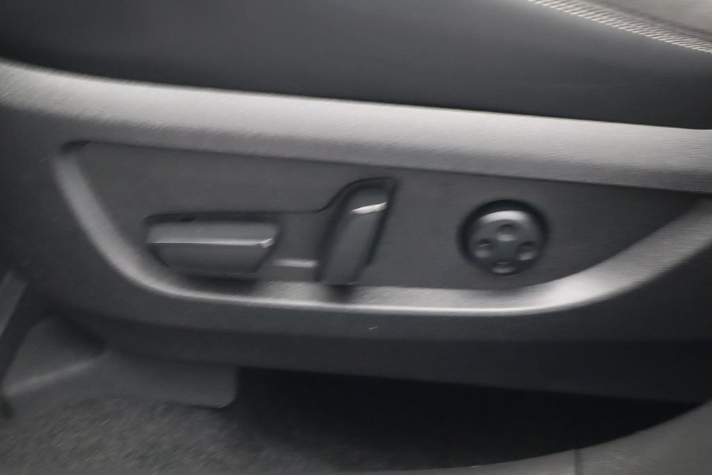 Used 2023 INFINITI QX50 Sport AWD/4WD image 20