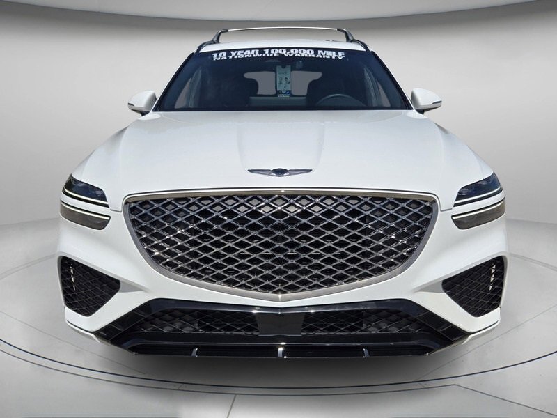 Used 2025 Genesis GV70 3.5T Sport image 5