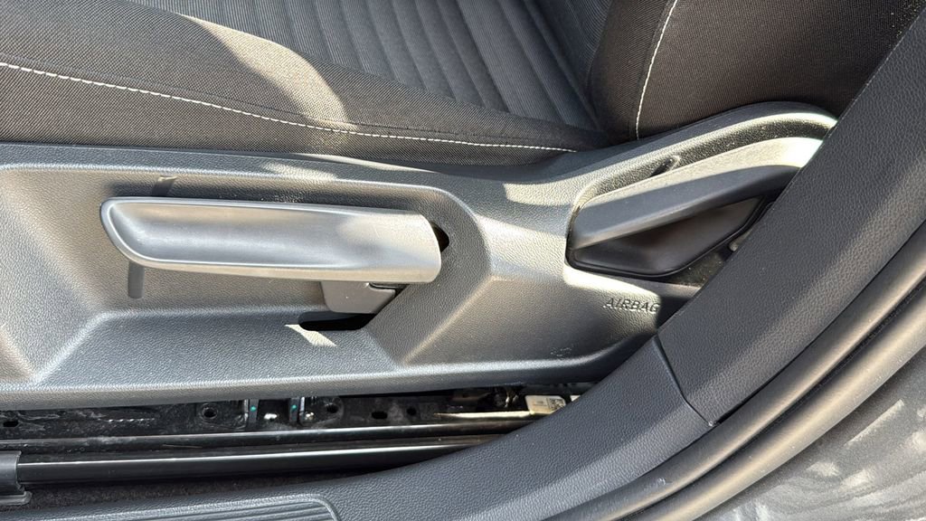 Used 2023 Volkswagen Jetta S FWD image 21