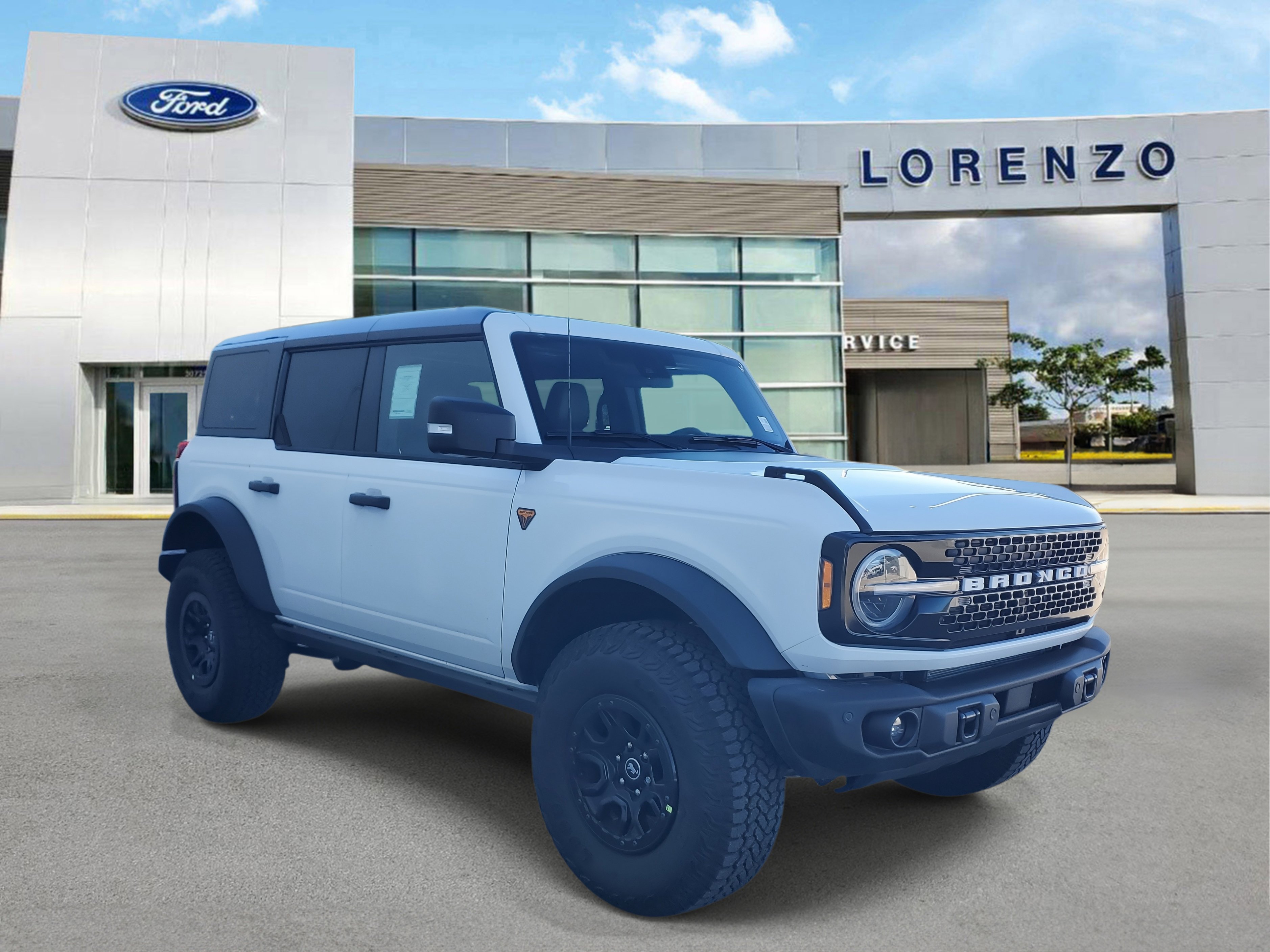 New 2025 Ford Bronco Badlands image 3
