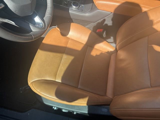 Used 2023 Cadillac XT4 Premium Luxury image 8