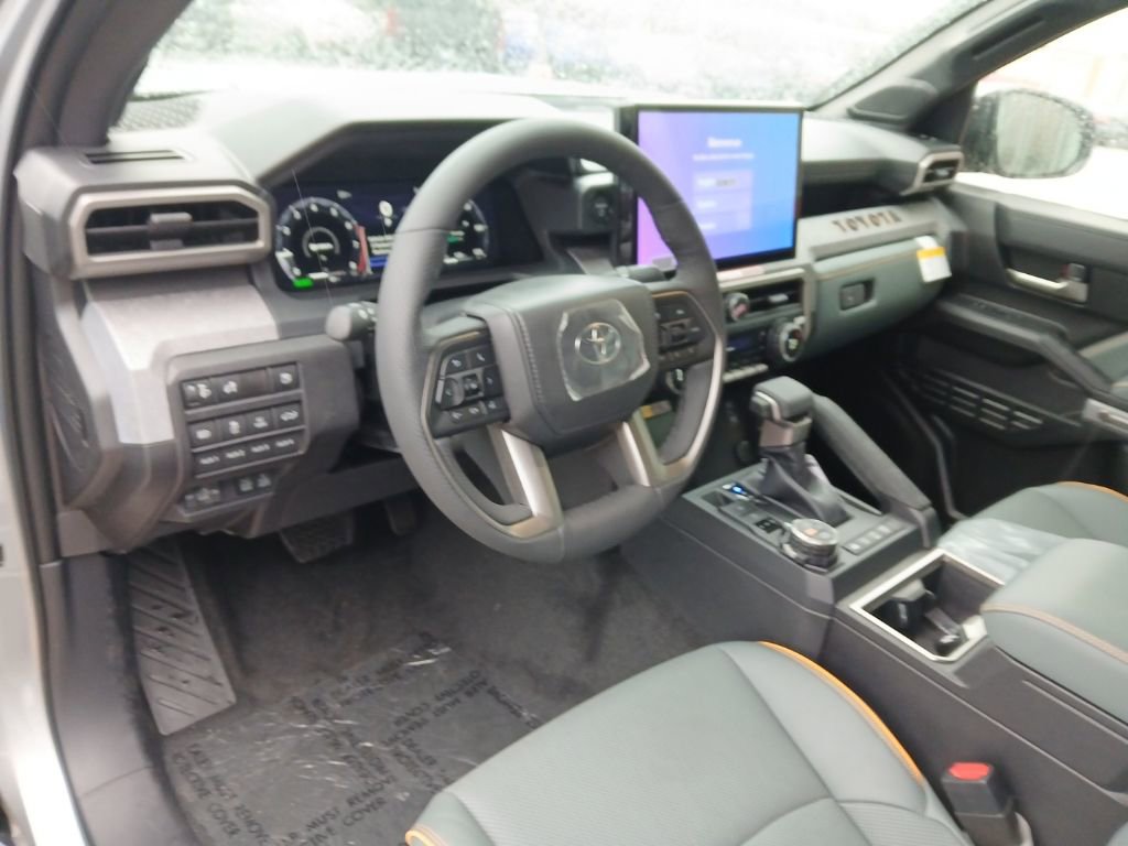New 2025 Toyota Tacoma Trailhunter image 5