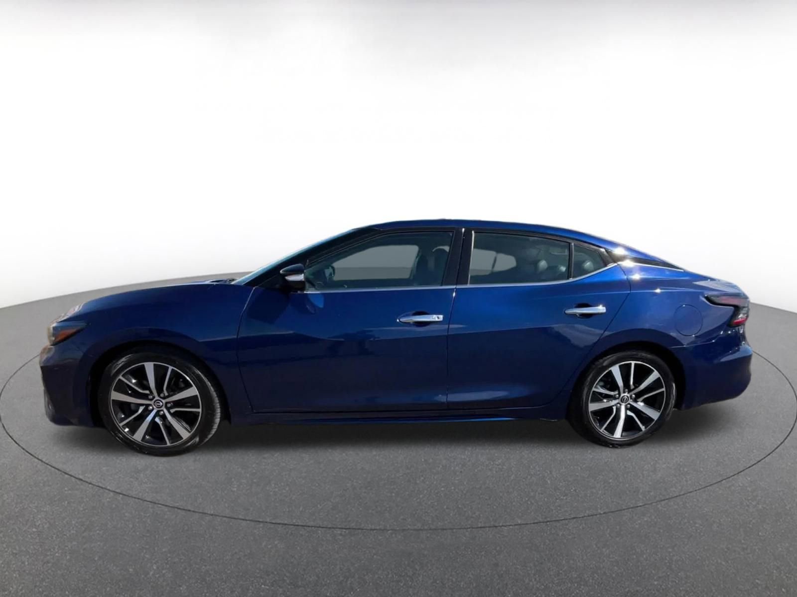 Used 2023 Nissan Maxima SV w/ Floor Mat Group image 9