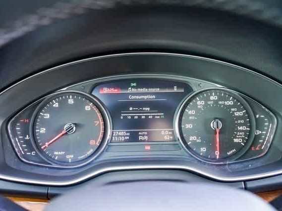 Used 2023 Audi Q5 2.0T Premium w/ Convenience Package image 25