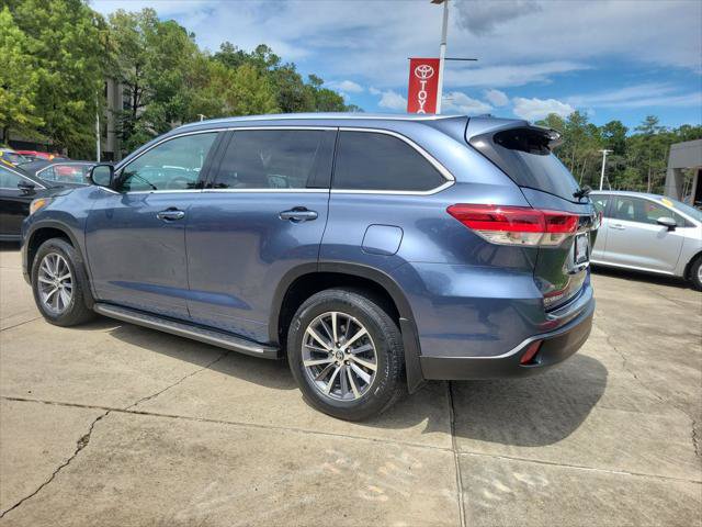 Certified 2018 Toyota Highlander XLE FWD image 3