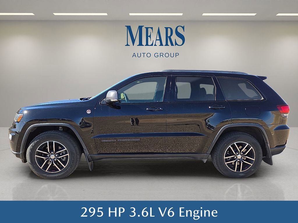 Used 2017 Jeep Grand Cherokee Trailhawk w/ Trailhawk Luxury Group image 3