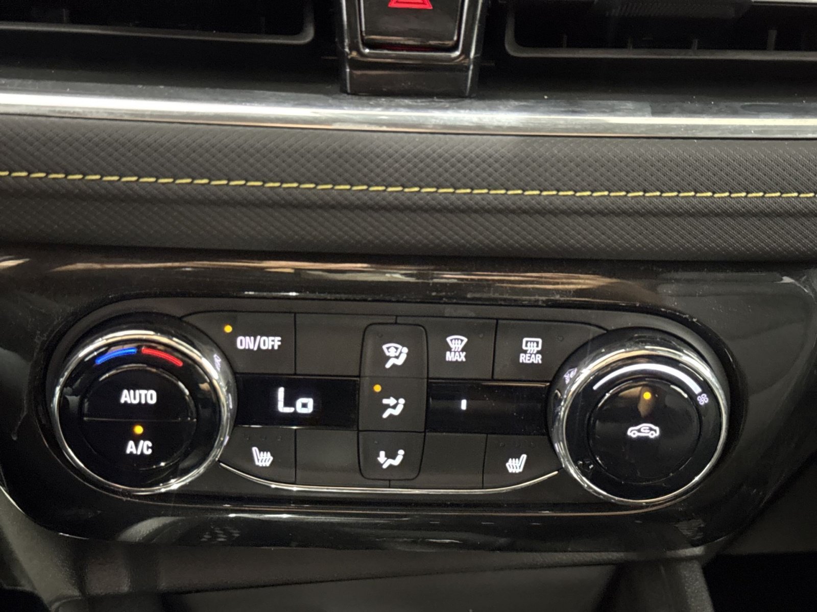 Used 2026 Chevrolet TrailBlazer ACTIV w/ Convenience Package FWD image 38