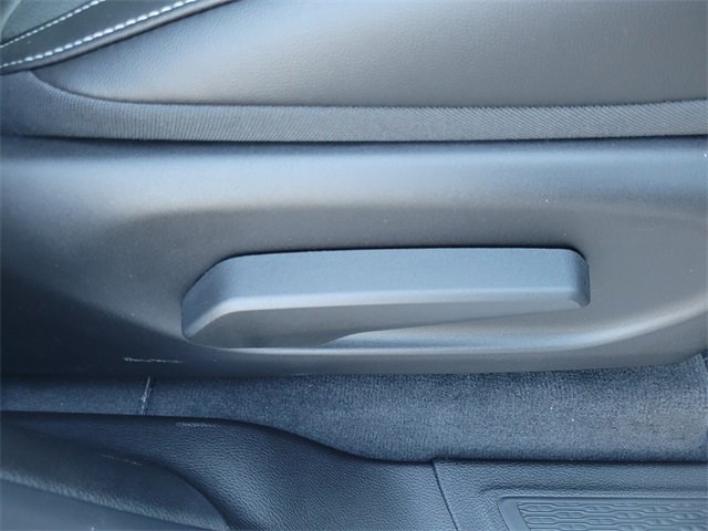 New 2025 Jeep Grand Cherokee Altitude image 17