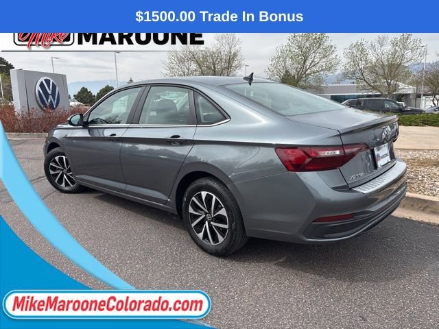 Used 2023 Volkswagen Jetta S image 4