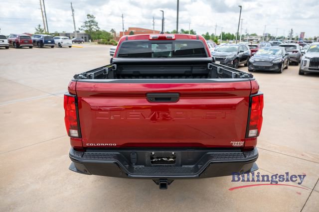 Used 2025 Chevrolet Colorado W/T w/ Advanced Trailering Package AWD/4WD image 4