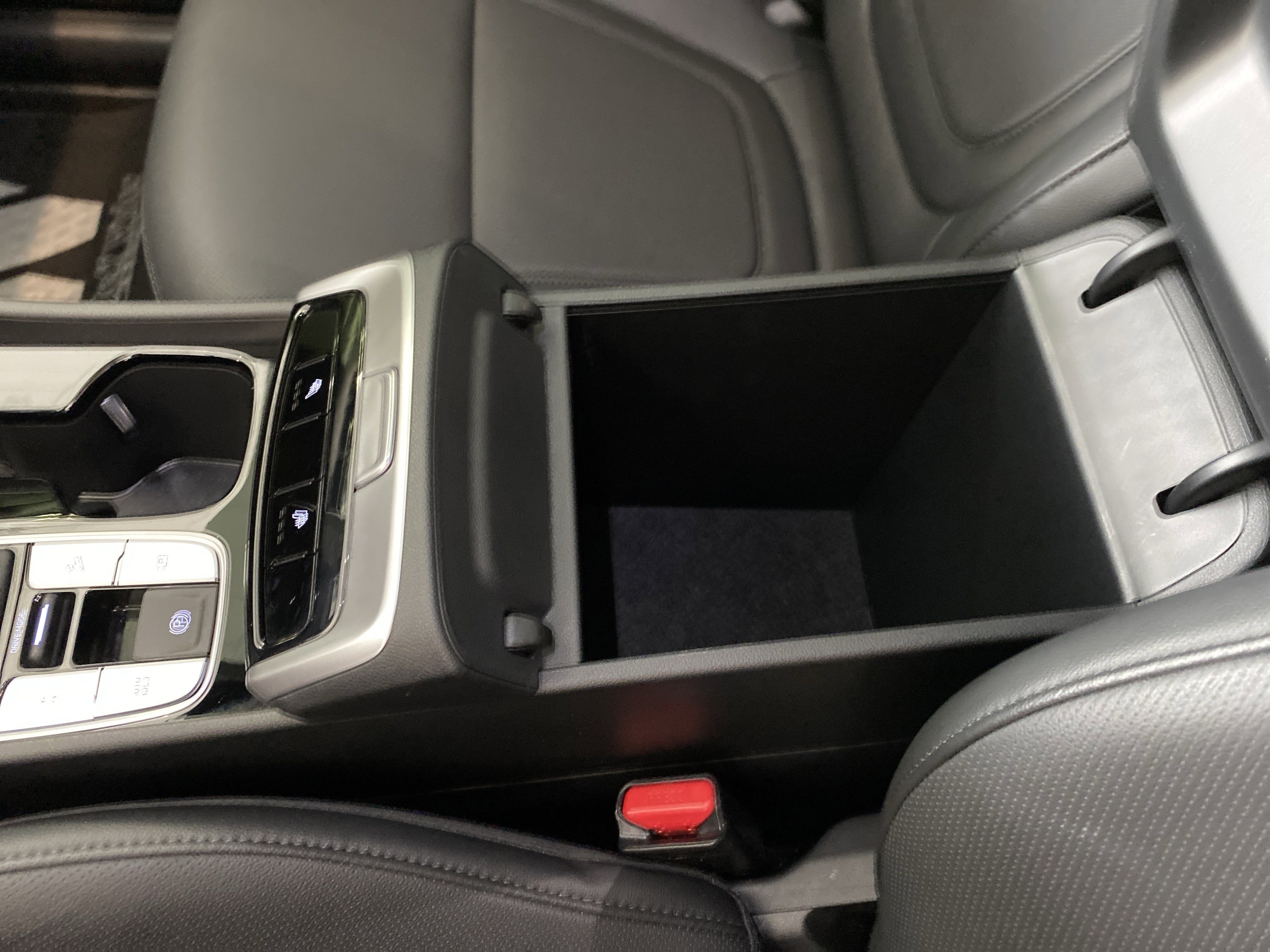 Used 2024 Hyundai Santa Cruz Night image 12