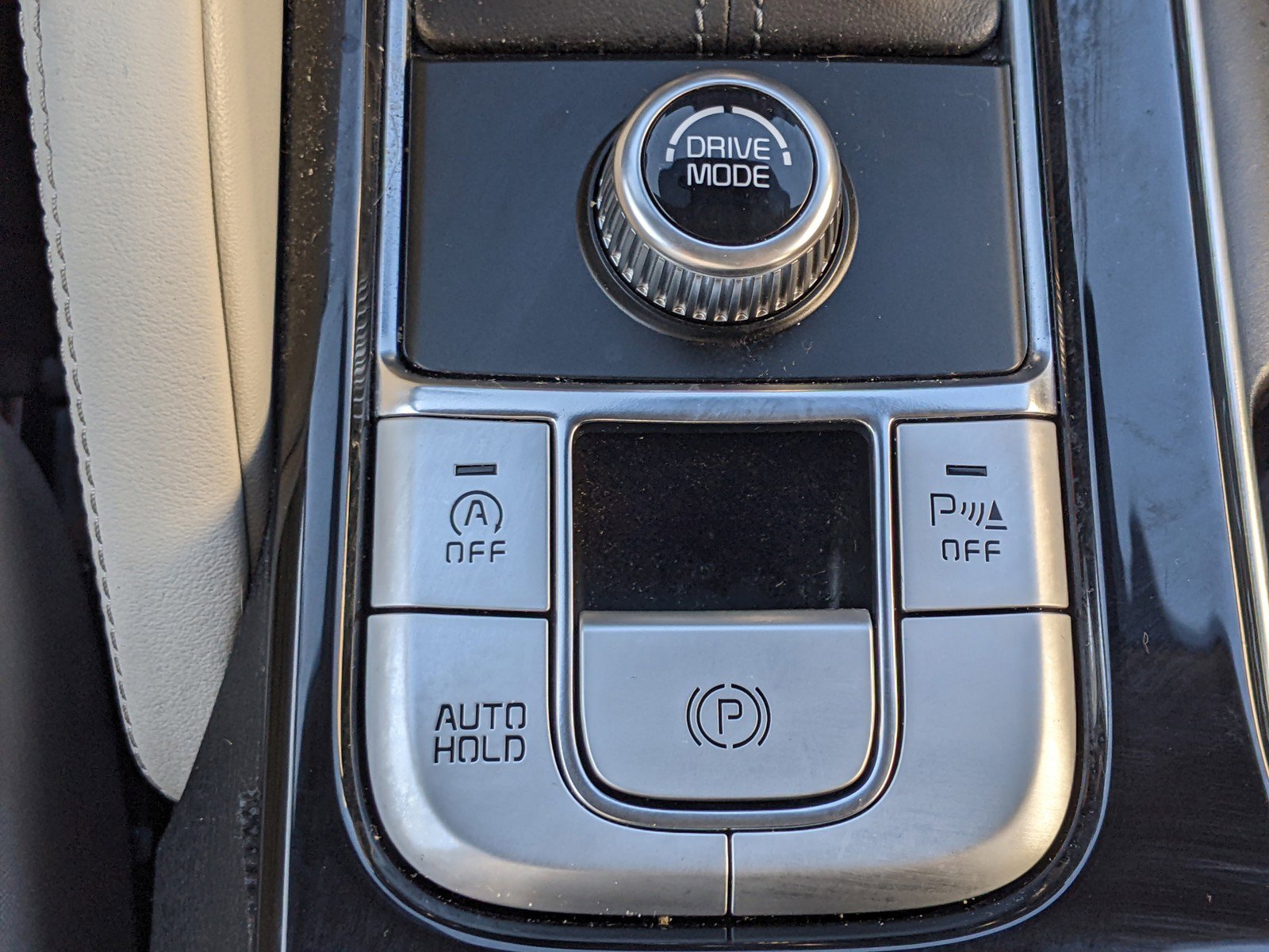 Certified 2022 Kia Telluride EX w/ EX Premium Package image 30