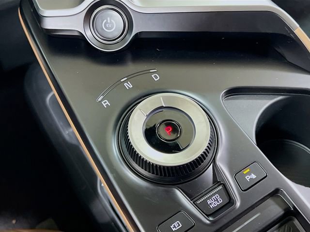 New 2025 Kia EV6 Wind image 17