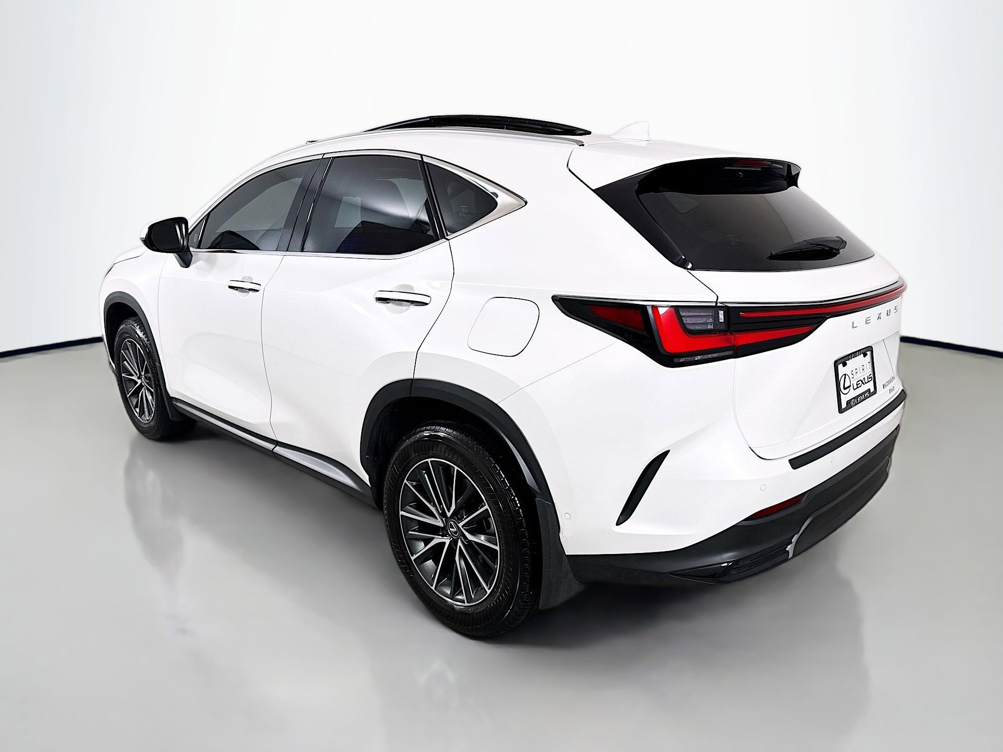 Used 2025 Lexus NX 350h AWD w/ Cold Area Package image 5