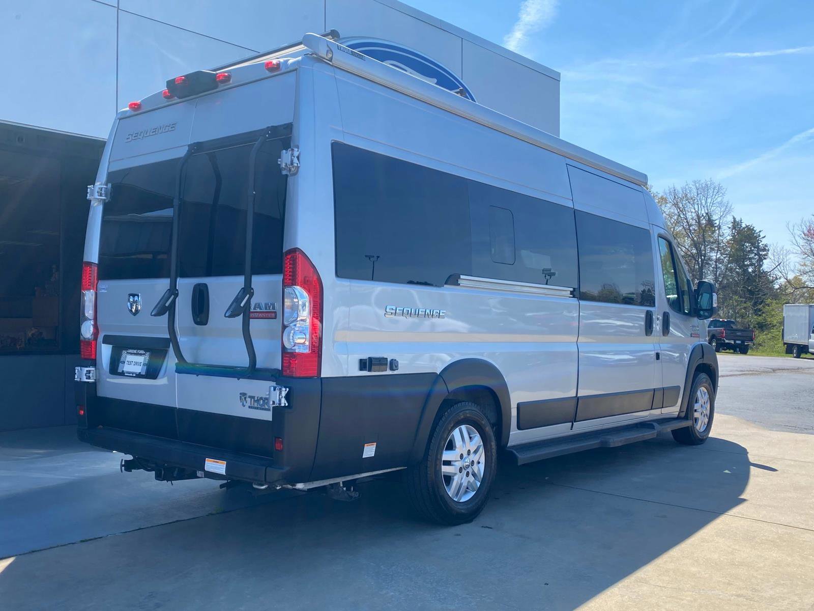 Used 2019 RAM ProMaster 3500 w/ Premium Appearance Group image 4